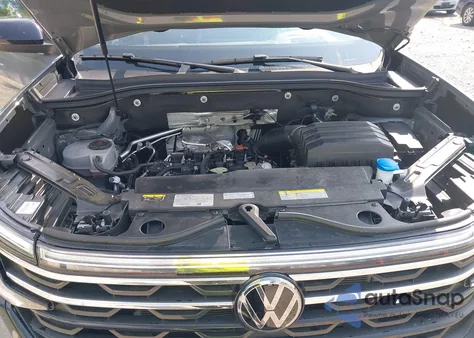 2024 Volkswagen Atlas 2.0T Peak Edition Sel from USA, damaged, VIN 1V2GR2CA6RC547496